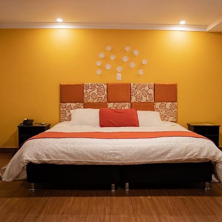 Casa Madrigal Hotel Pasto Bagian luar foto